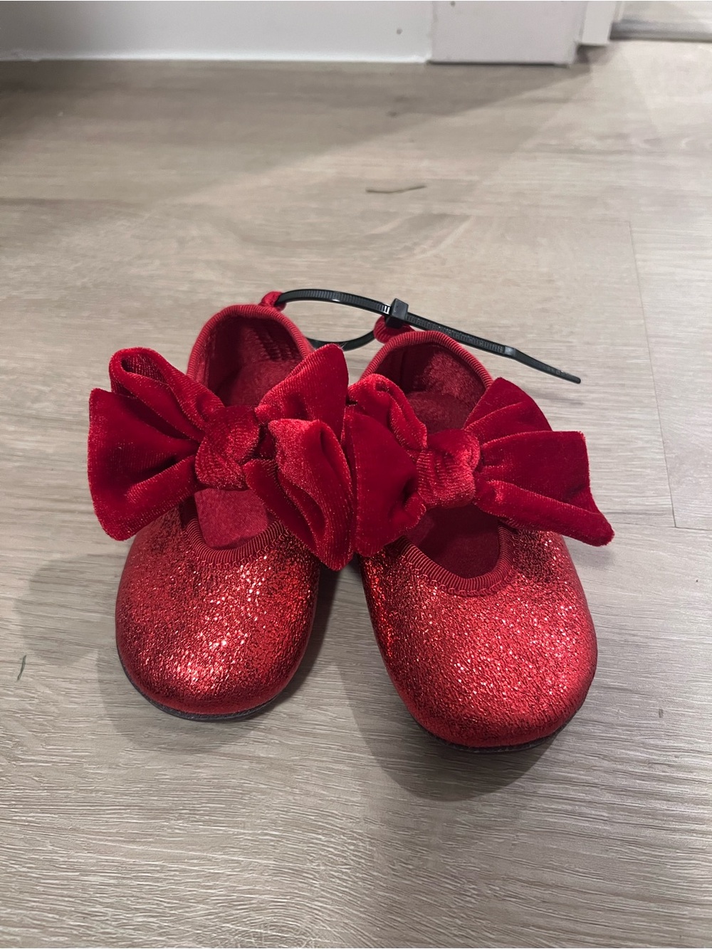 H&M Red Glitter Bow Mary Jane Shoes